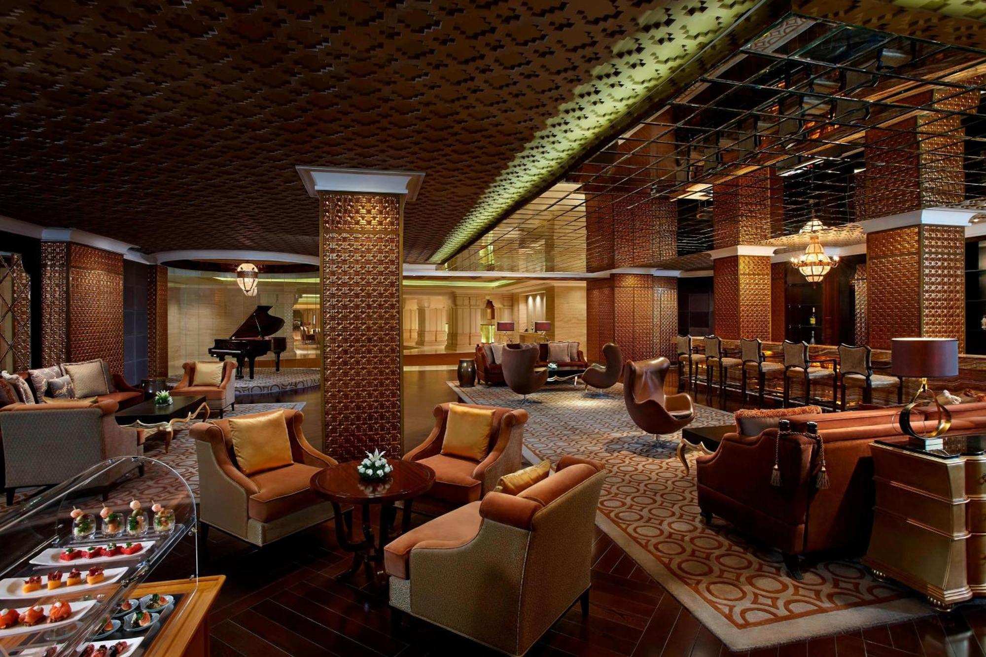 Itc Grand Chola, A Luxury Collection Hotel, Ченнаї Екстер'єр фото The lobby lounge