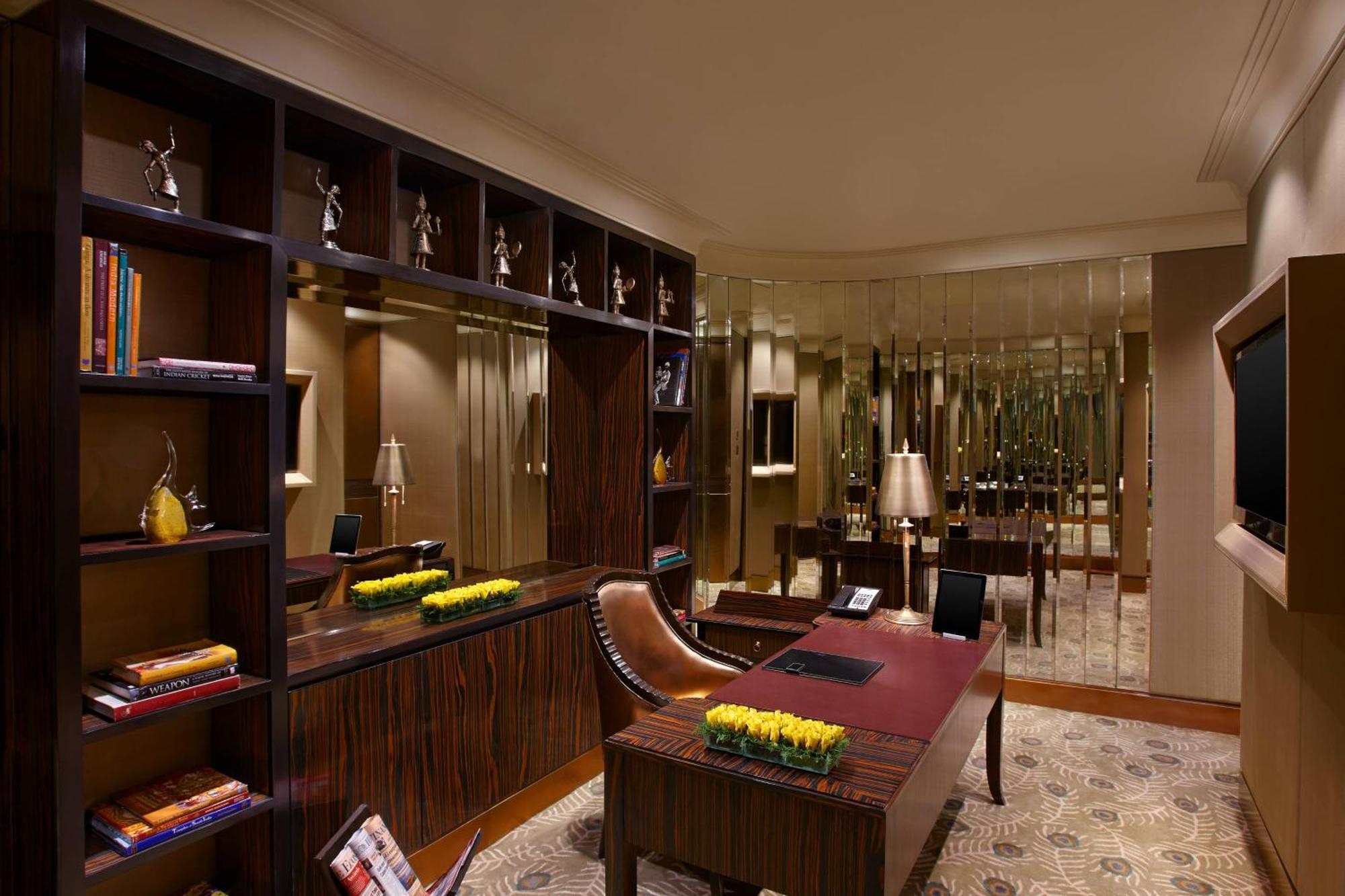 Itc Grand Chola, A Luxury Collection Hotel, Ченнаї Екстер'єр фото The Westin Mumbai