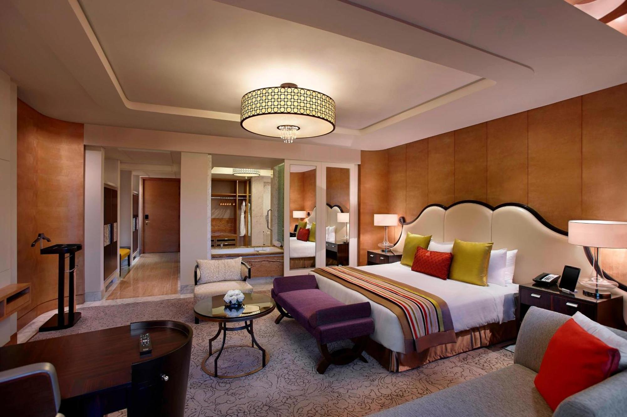 Itc Grand Chola, A Luxury Collection Hotel, Ченнаї Екстер'єр фото A suite at the hotel