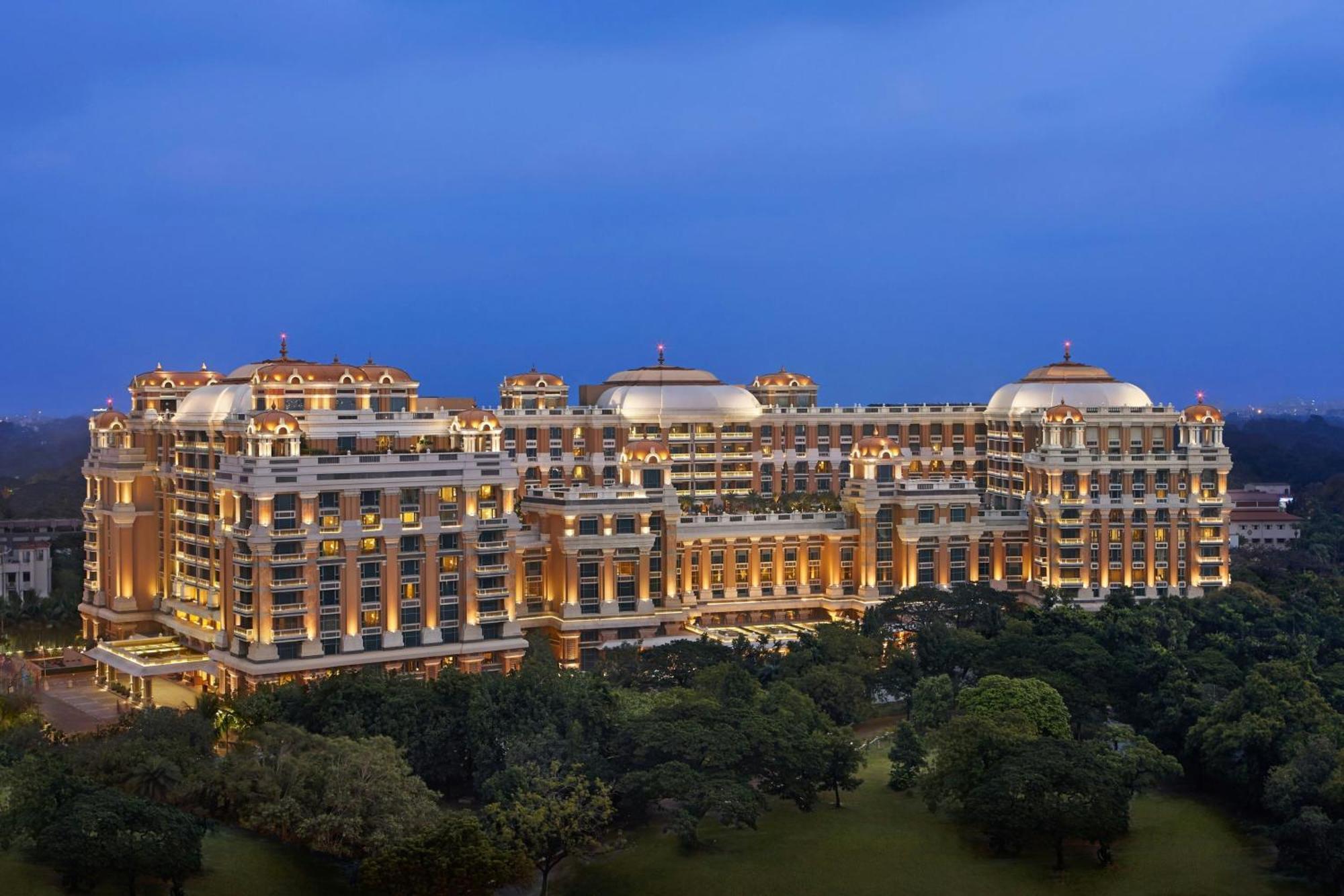 Itc Grand Chola, A Luxury Collection Hotel, Ченнаї Екстер'єр фото The Ritz-Carlton, Kuala Lumpur